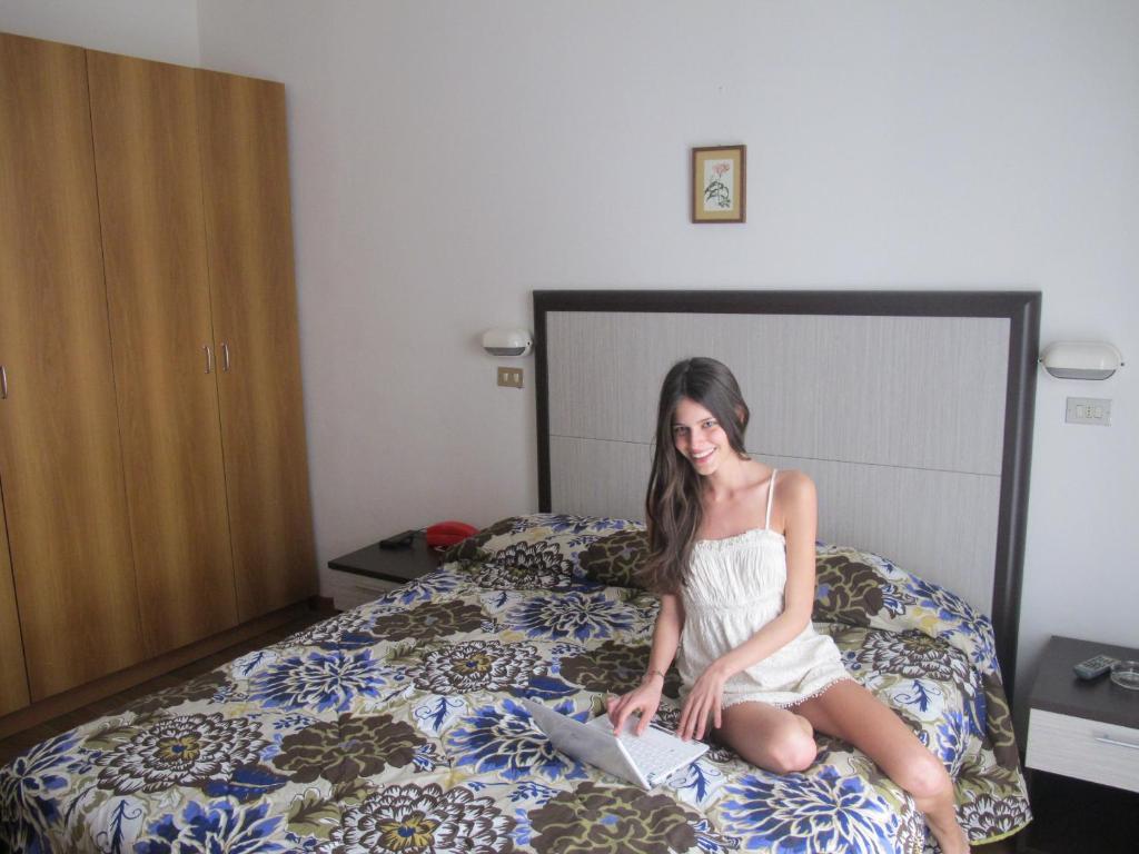 Hotel Basilea Bellaria-Igea Marina Oda fotoğraf