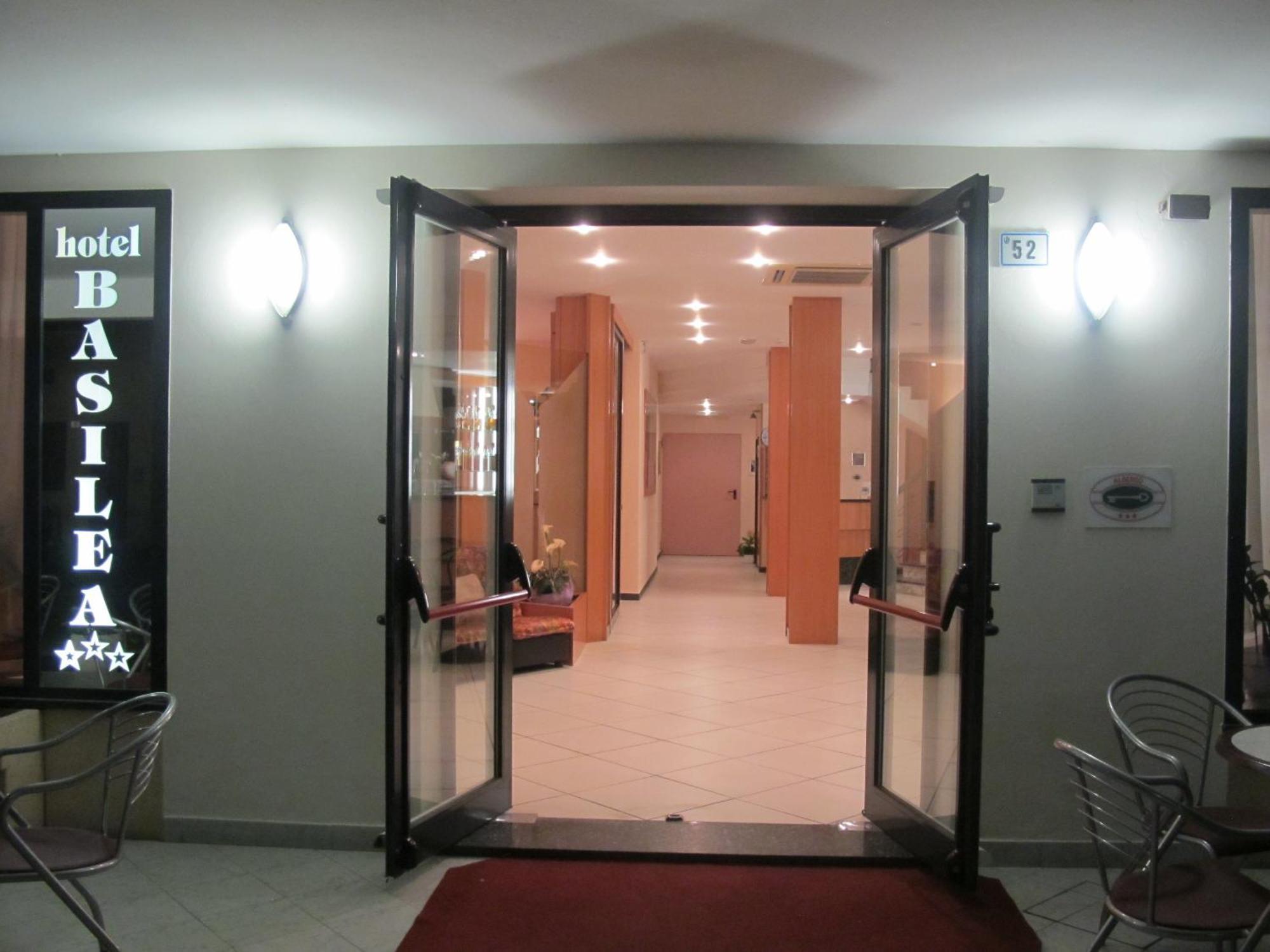 Hotel Basilea Bellaria-Igea Marina Dış mekan fotoğraf