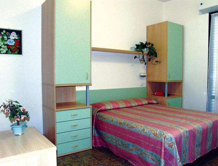 Hotel Basilea Bellaria-Igea Marina Oda fotoğraf