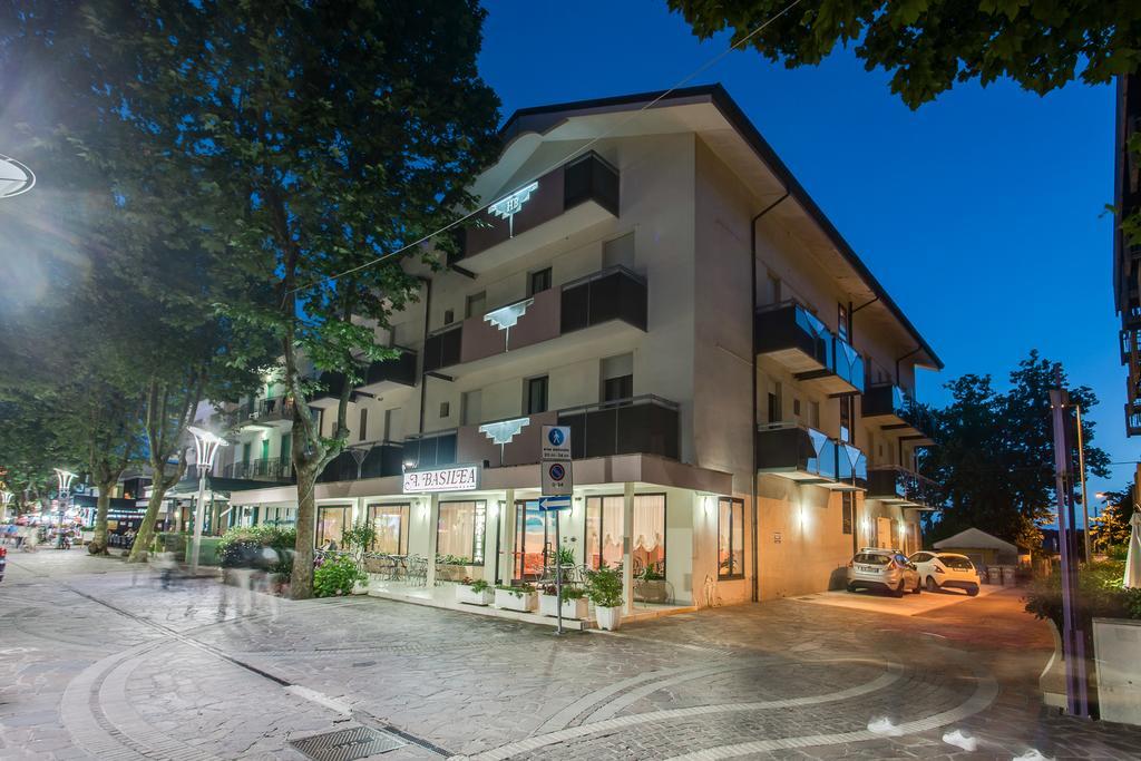 Hotel Basilea Bellaria-Igea Marina Dış mekan fotoğraf